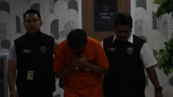 Bejat Penjual Kebab Cabuli