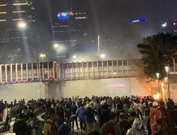 Jakarta Tengh Mlm Ini: Massa diPolda-DPR Bertahn,Kwitang Bubar